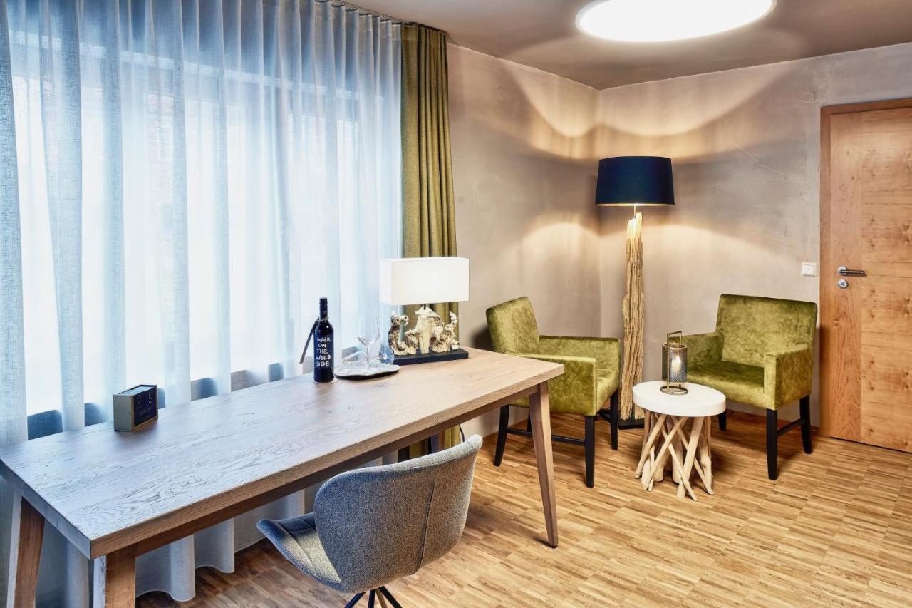Hayingen Biohotel-Restaurant Rose מראה חיצוני תמונה
